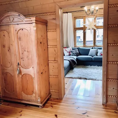 Villa Odskocznia House