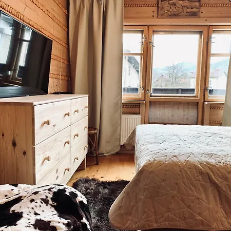 Odskocznia House Vila *
